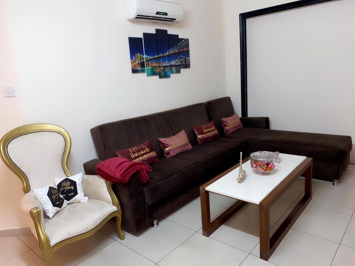 Larnaca Beach Apartment エクステリア 写真